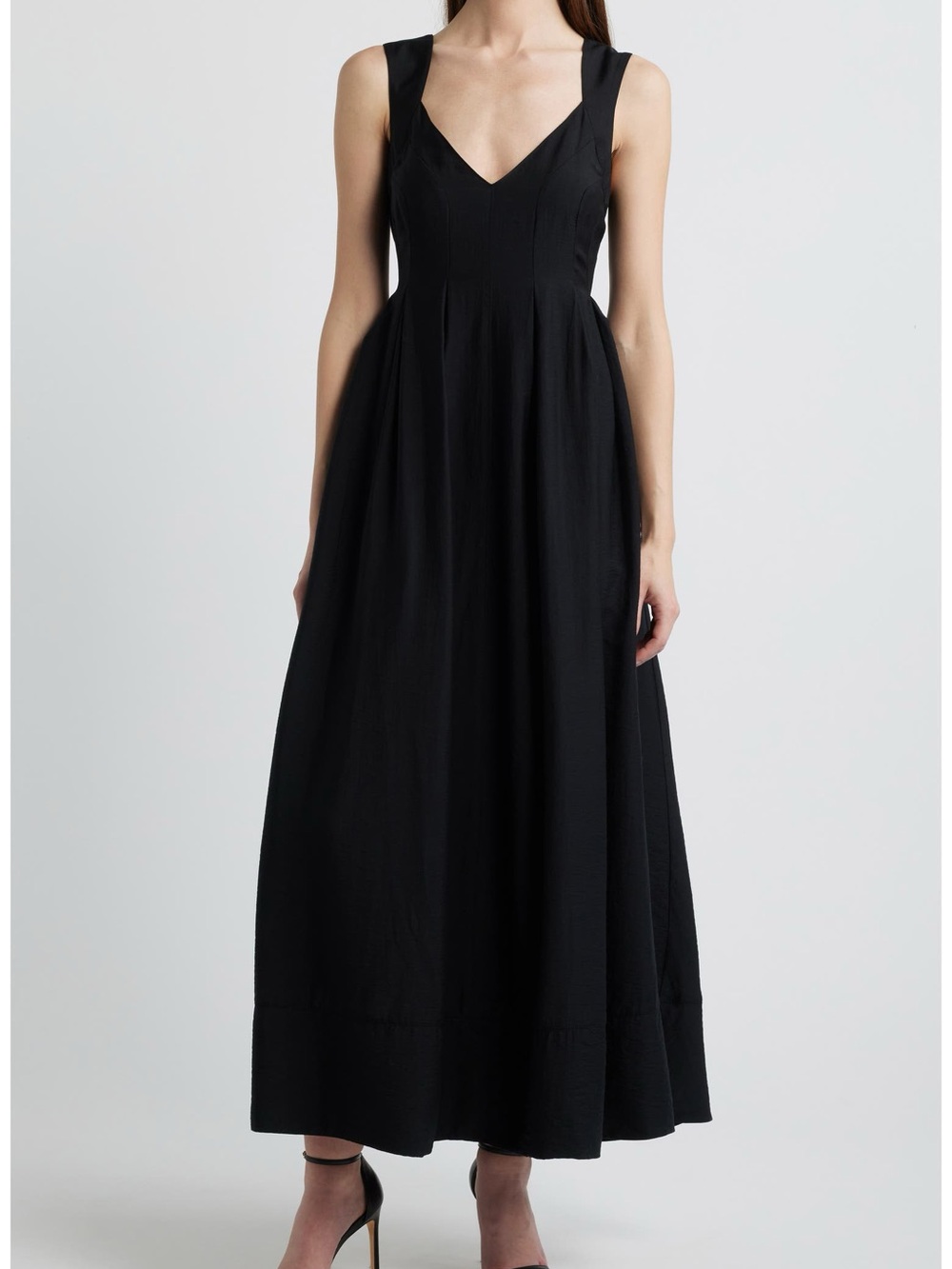 Chelsea 28 Black Pleated Maxi Dress